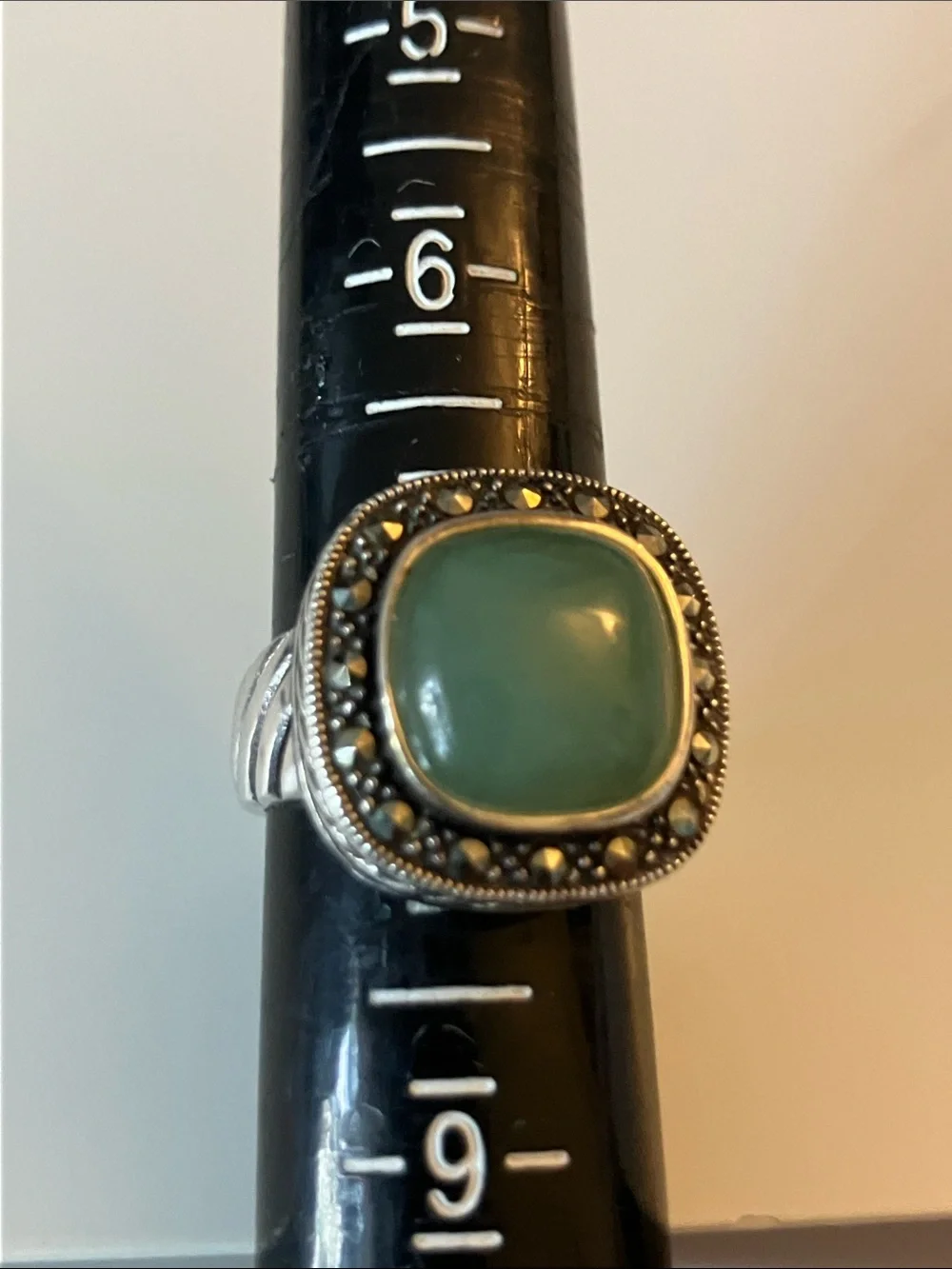 VC Sterling Silver Green Onyx Cabochon Ring with Marcasite Halo